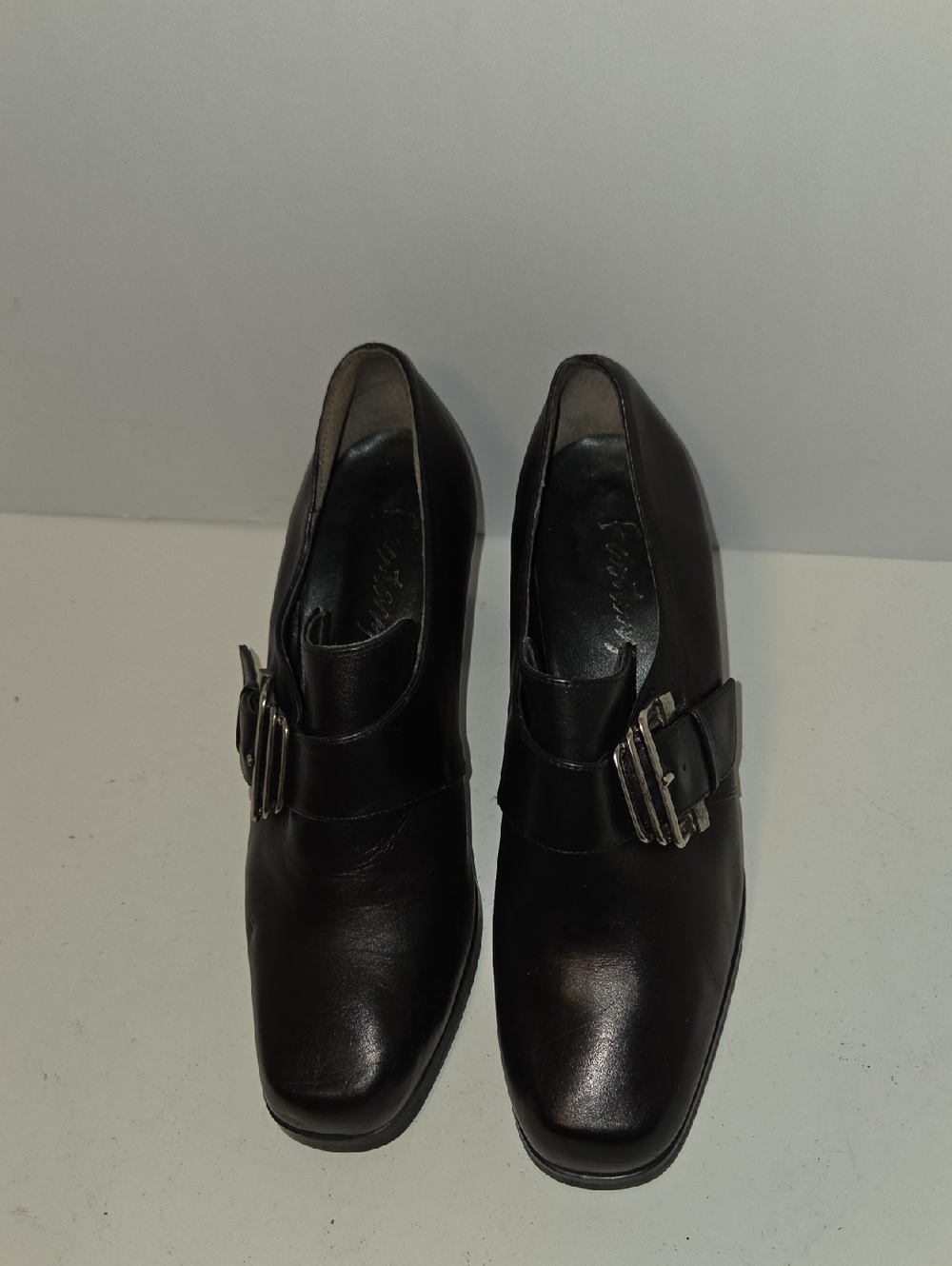 Fantasy Black Leather Heels Size 8 Made in Italy Chunky Heel Buckle